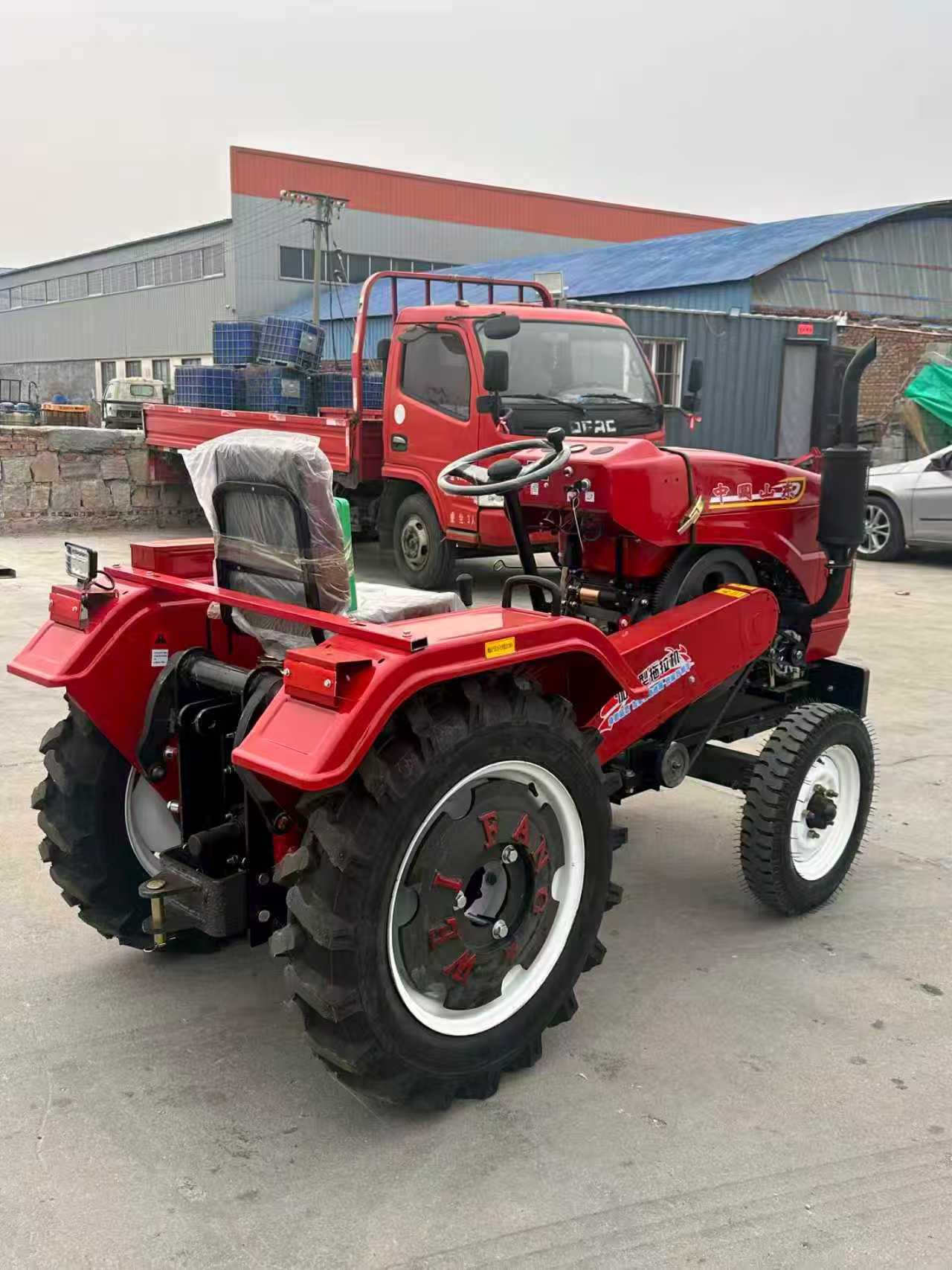 Трактор мощностью 25 л.с.