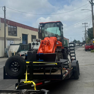 Глобальные клиенты и истории успеха | Экскаваторы-погрузчики